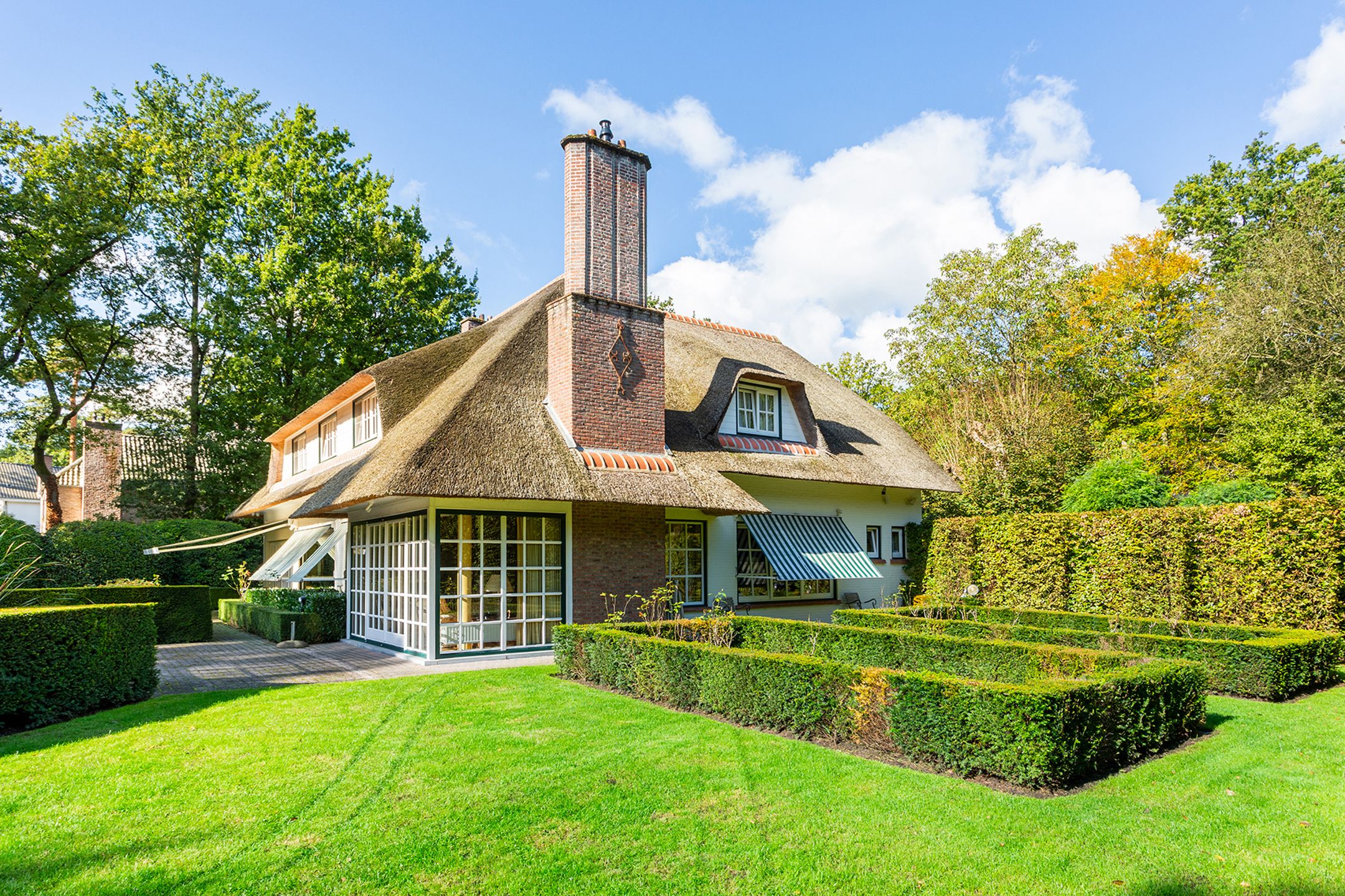 Prachtige Rieten Dak Villa op Toplocatie in 's Gravenwezel foto 23