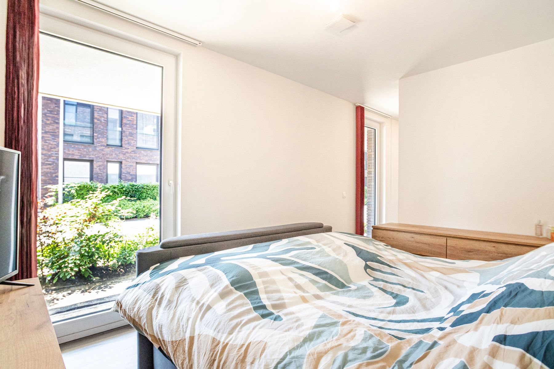 Gelijkvloers wonen in stijl: 128m², 3 slpks, 2 badk + tuin foto 15