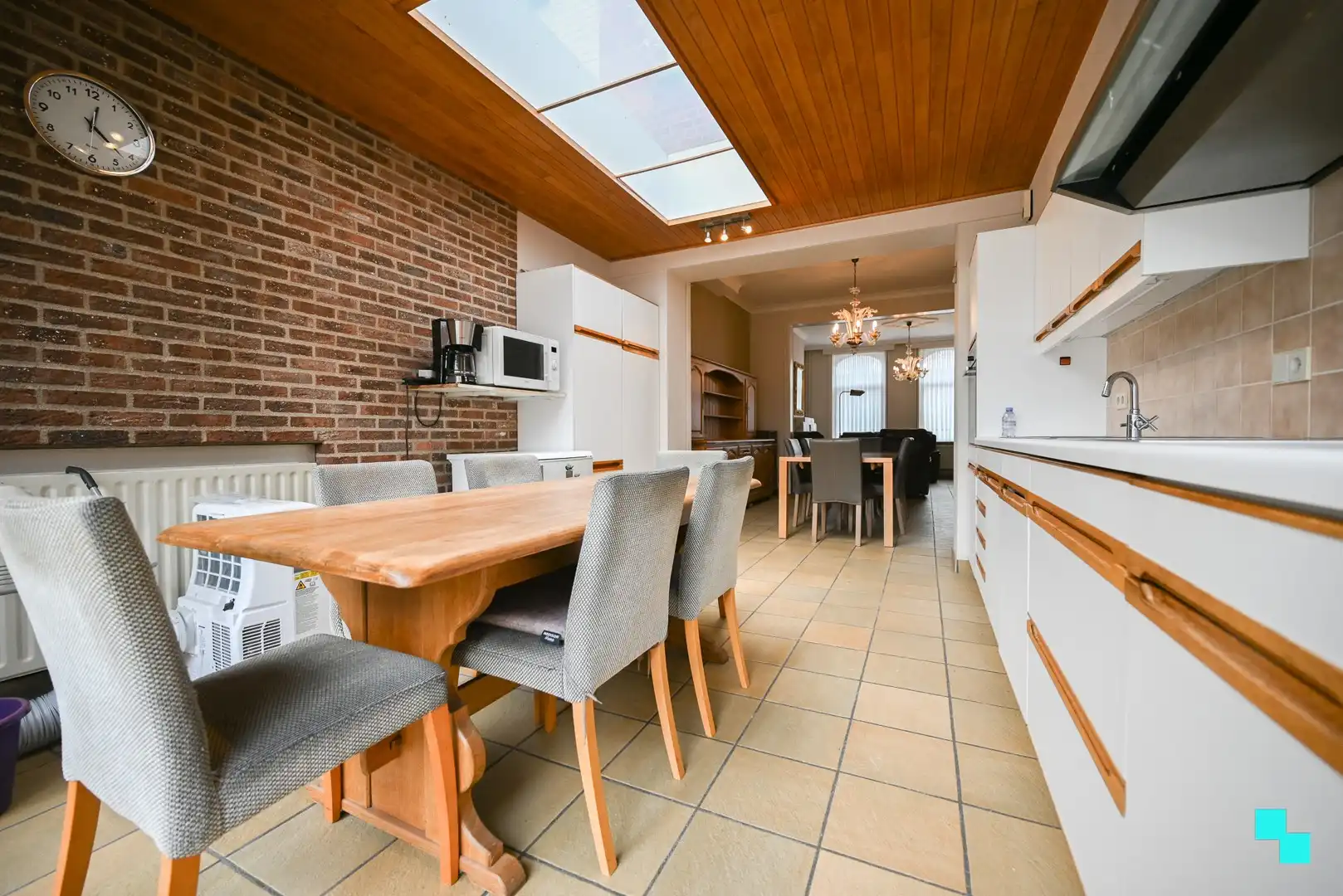 Charmante woning met een doorgedreven energetische renovatie te Izegem foto 14