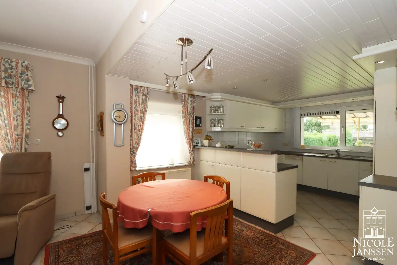 Praktisch ingedeelde gezinswoning met drie slaapkamers in Gerdingen foto 9