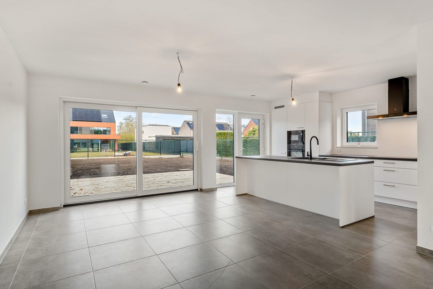 Stijlvolle energiezuinige nieuwbouwwoning met 5 slaapkamers te Hasselt foto 4