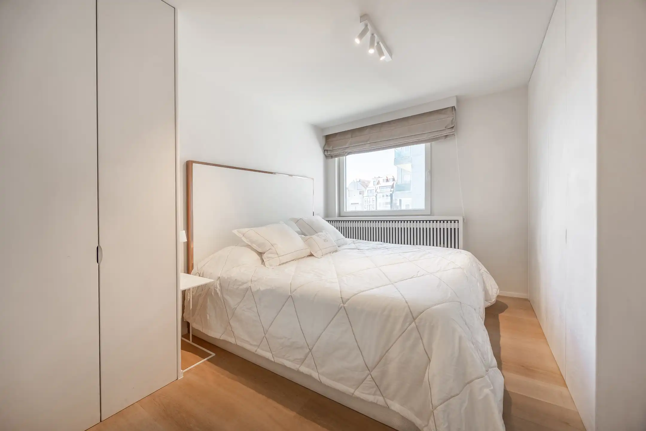 High-end hoekappartement met frontaal zeezicht in Zoute foto 21