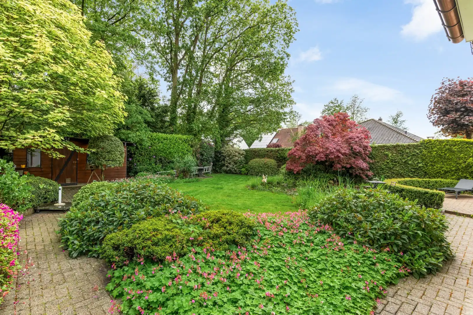 Topgelegen gezinswoning met zuidtuin in een groene woonwijk! foto 26