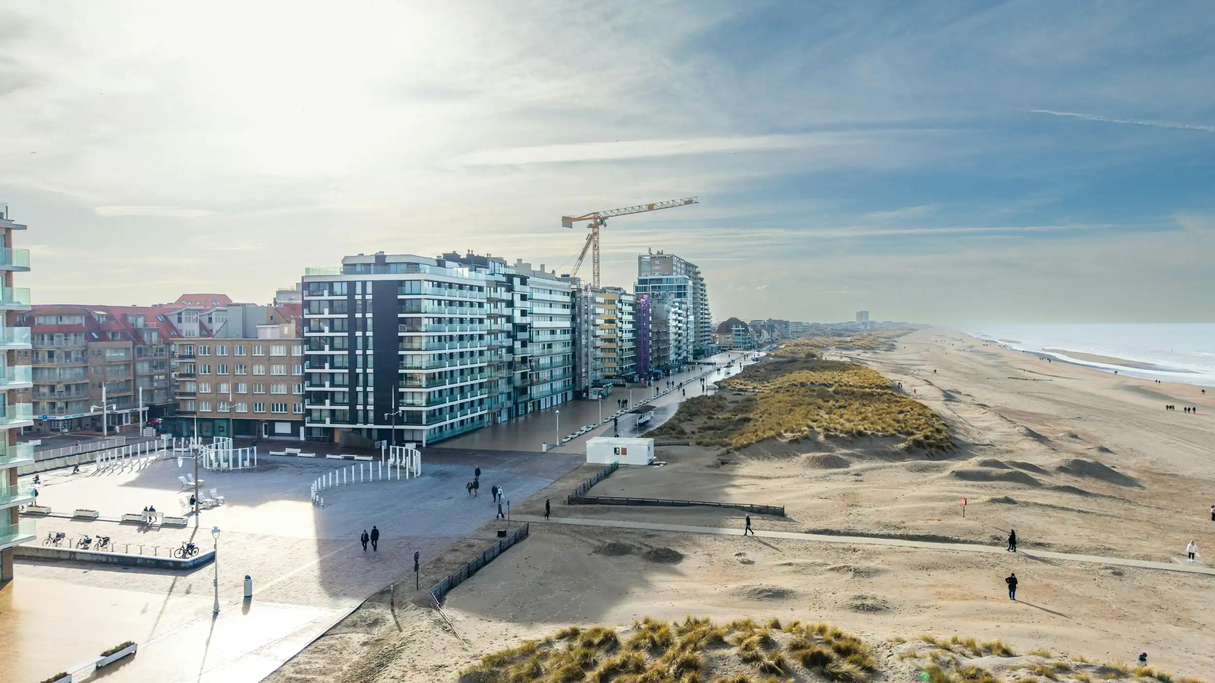 Appartement met 3 slaapkamers en zijdelings zeezicht. foto 16