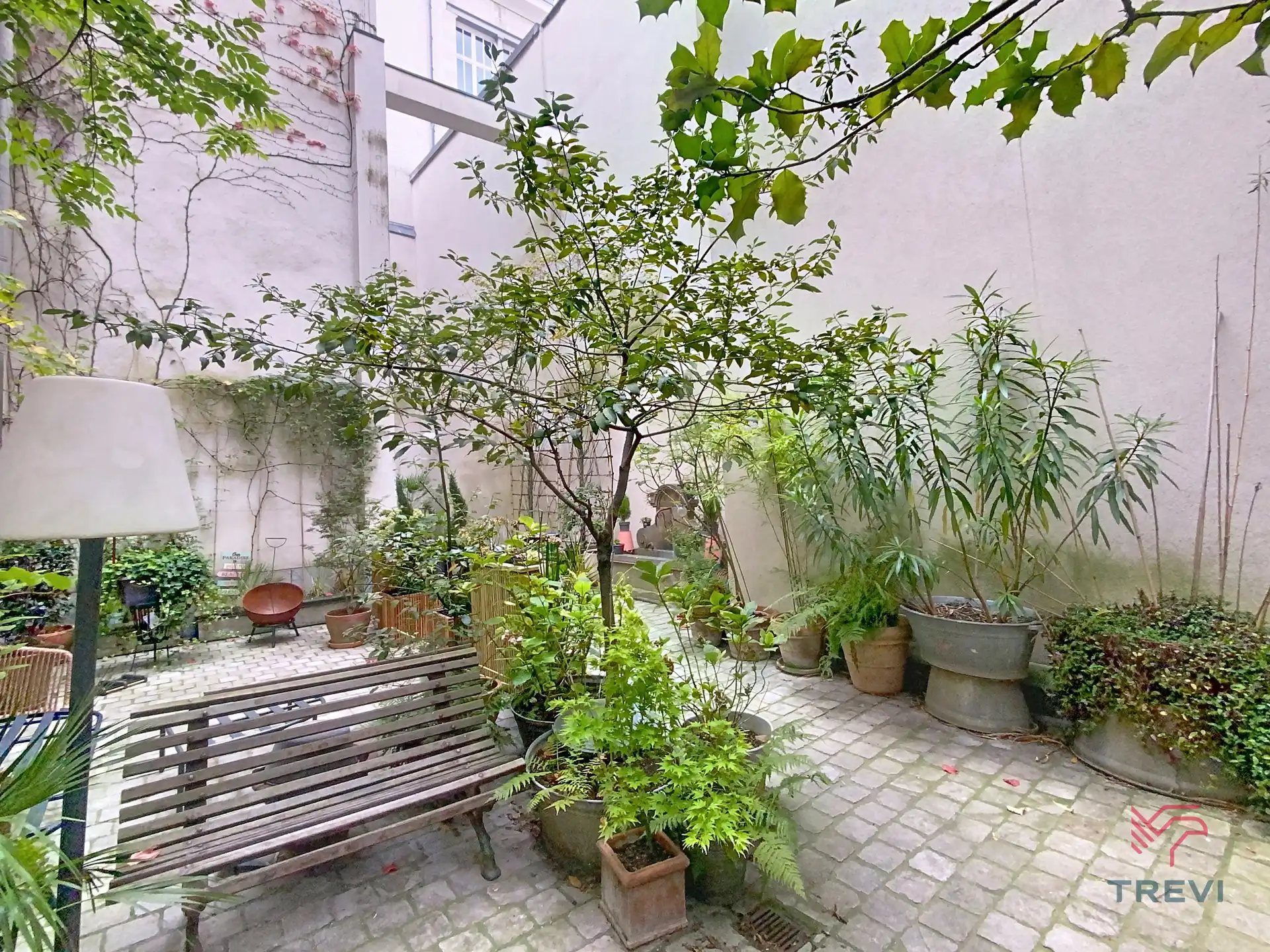 Appartement met 1 slaapkamer / kantoor – Brussel Centrum foto {{pictureIndex}}