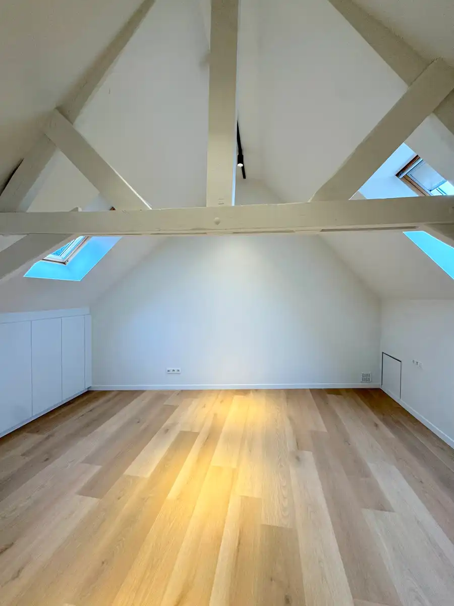 Volledig vernieuwde energiezuinige woning met garage en 3 slpk! foto 20