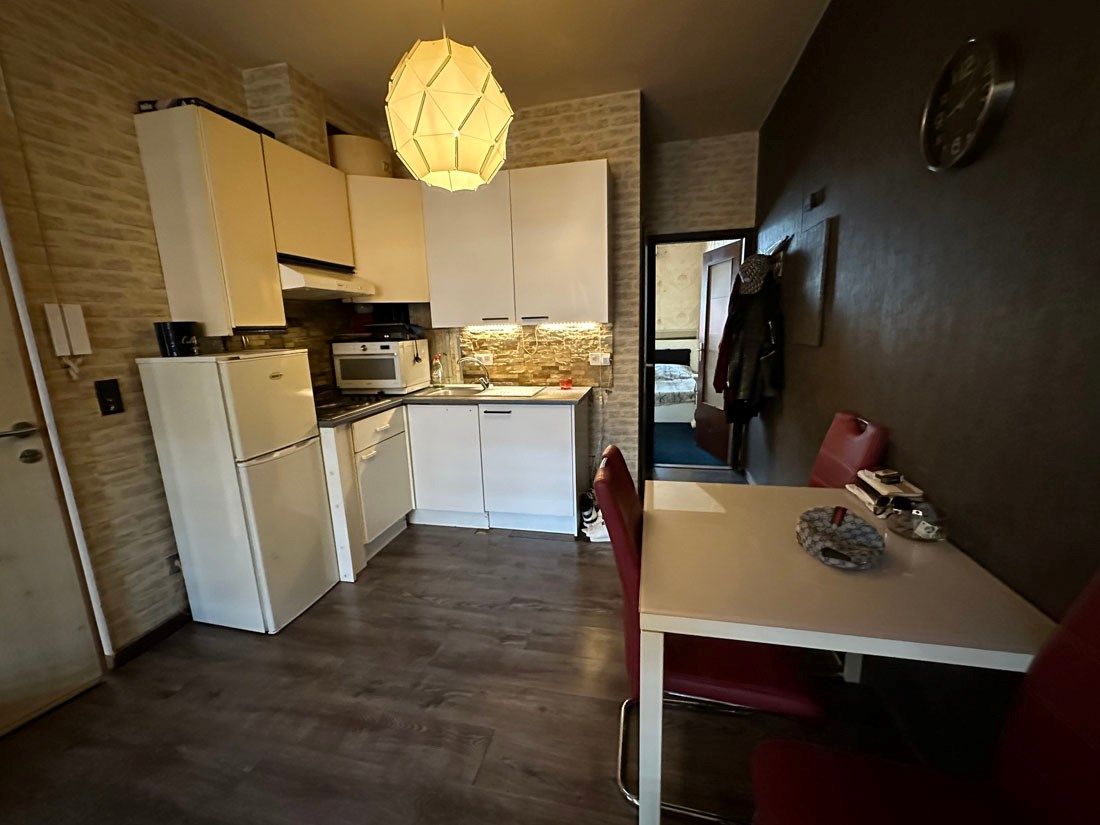 Knus appartement te Sint-Truiden foto 4