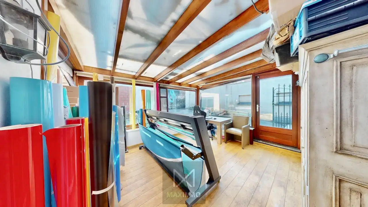 Gelijkvloerse bungalow met loods van 180 m² in het centrum van Marke foto 13