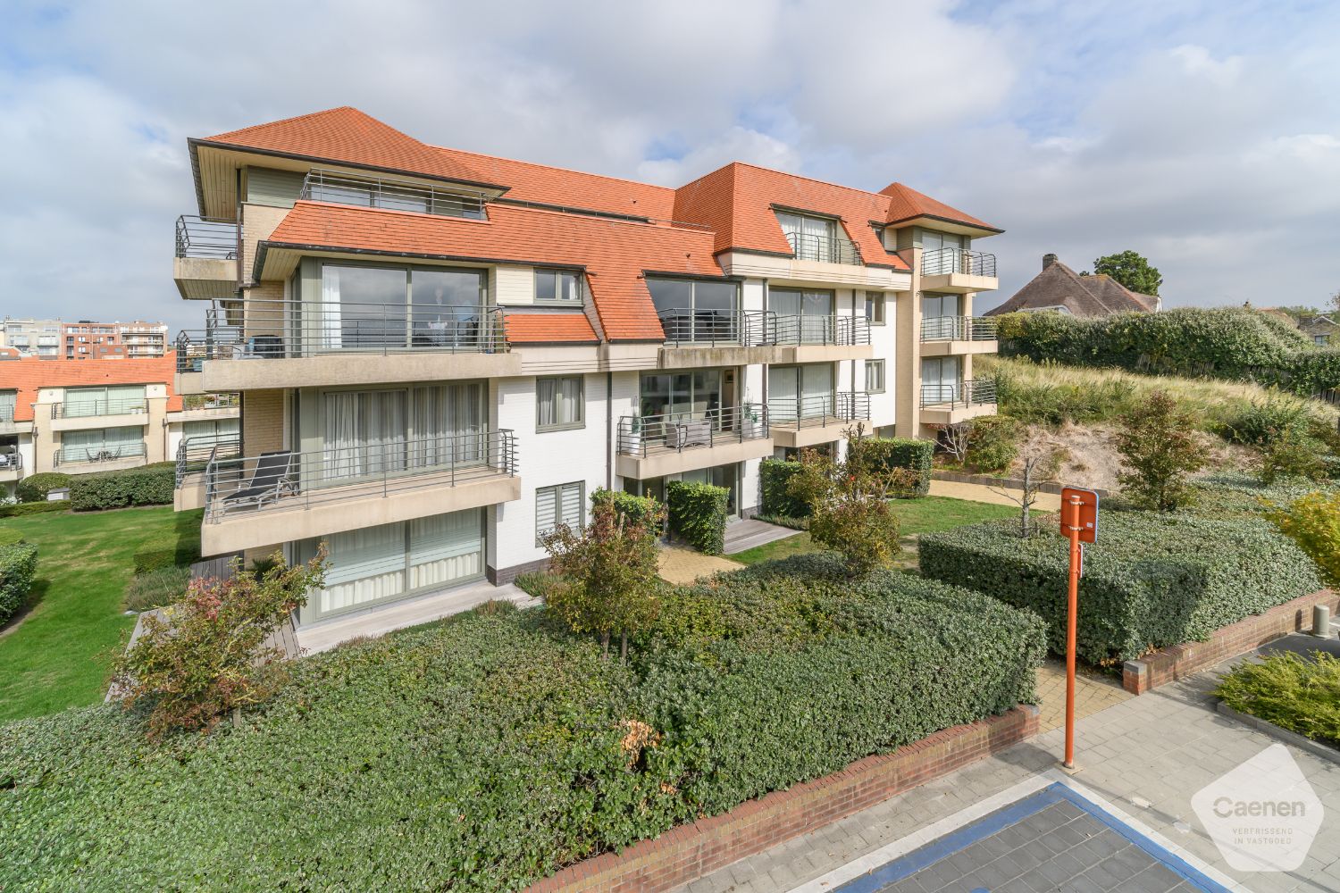 Ruim en verzorgd appartement met 2 slaapkamers en prachtig open zicht – De Panne foto {{pictureIndex}}