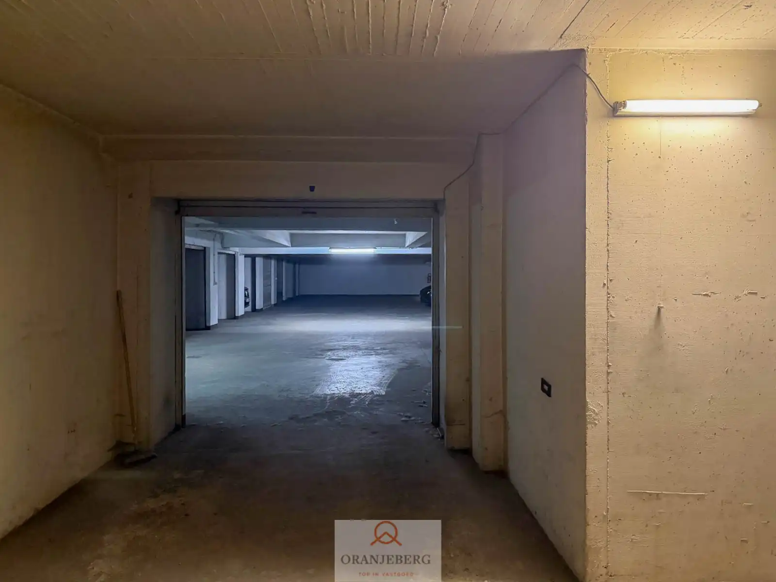 Garagebox te huur in hart van Gent op de kouter foto 5