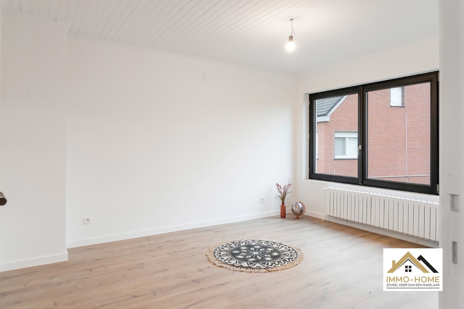 Zeer ruime woning met prachtig open zicht op agrarisch gebied foto 10