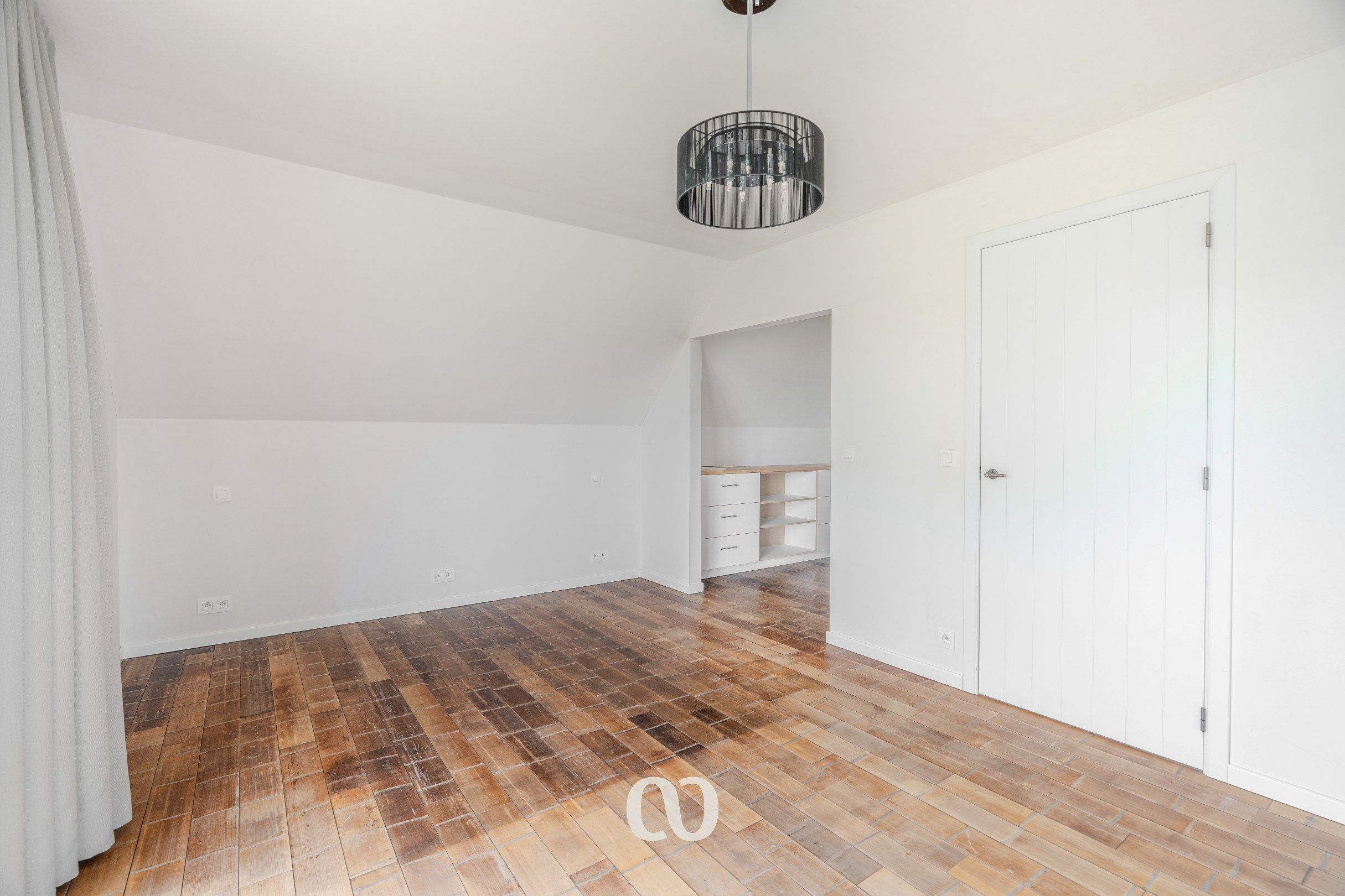 Exclusieve, energiezuinige villa met 4 slaapkamers en panoramisch zicht foto 16