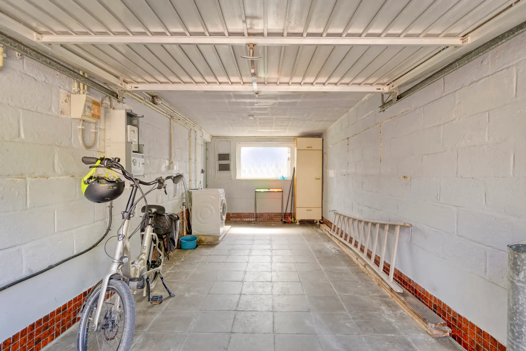 COMFORTABELE WONING MET TUIN, GARAGE EN 2 STAANPLAATSEN IN HET CENTRUM VAN ASSE! foto 19