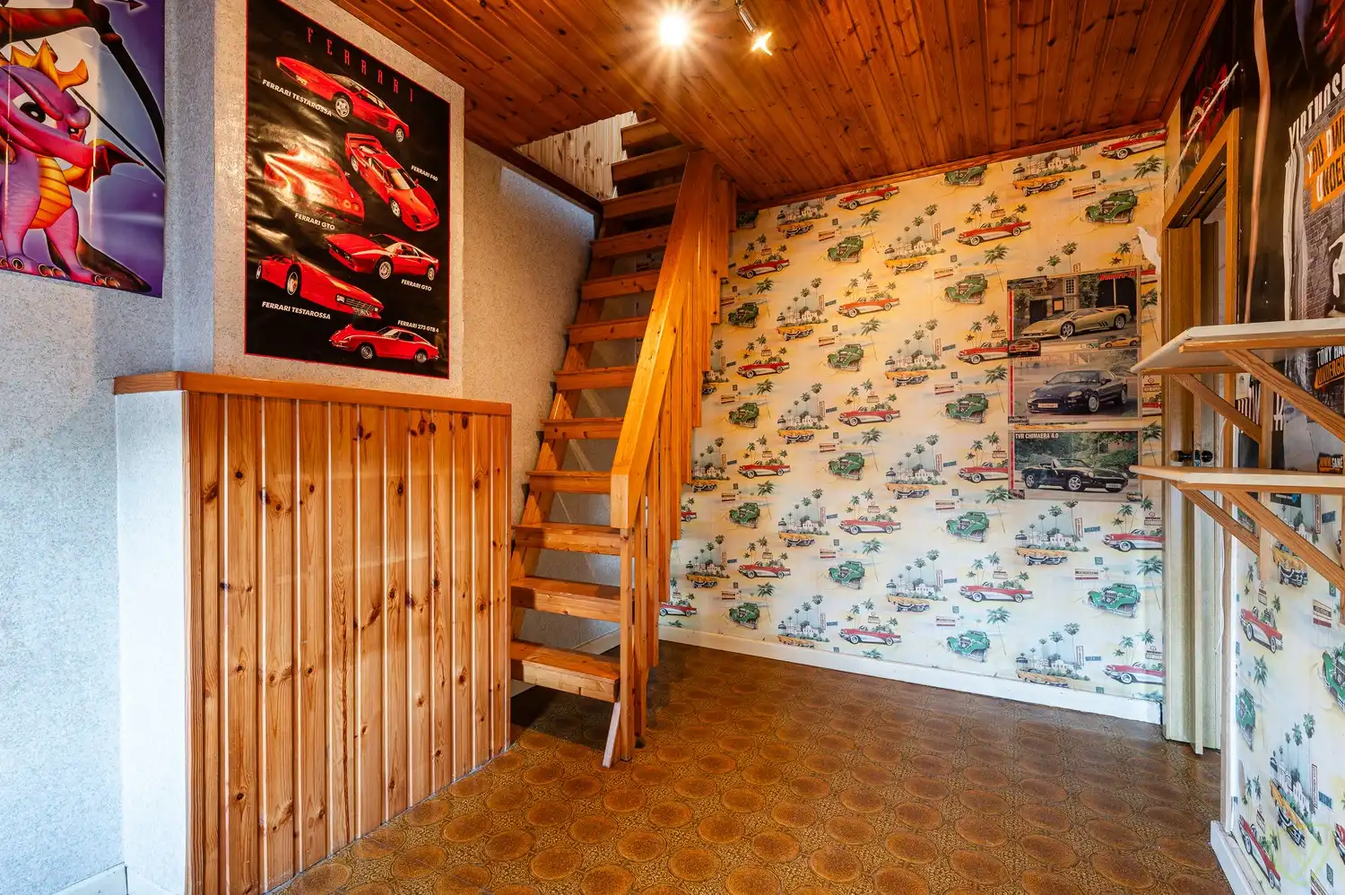 Charmante gesloten bebouwing met ruime tuin en renovatiepotentieel foto 17