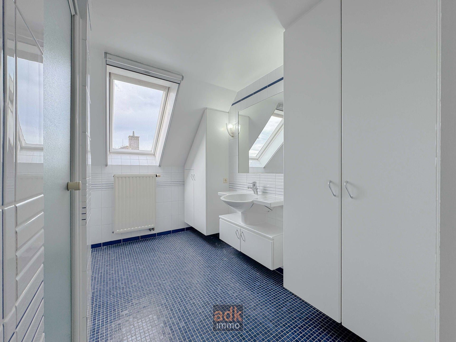 Ruime, lichtrijke villa  – 908 m² grond, aan de duinen foto 31