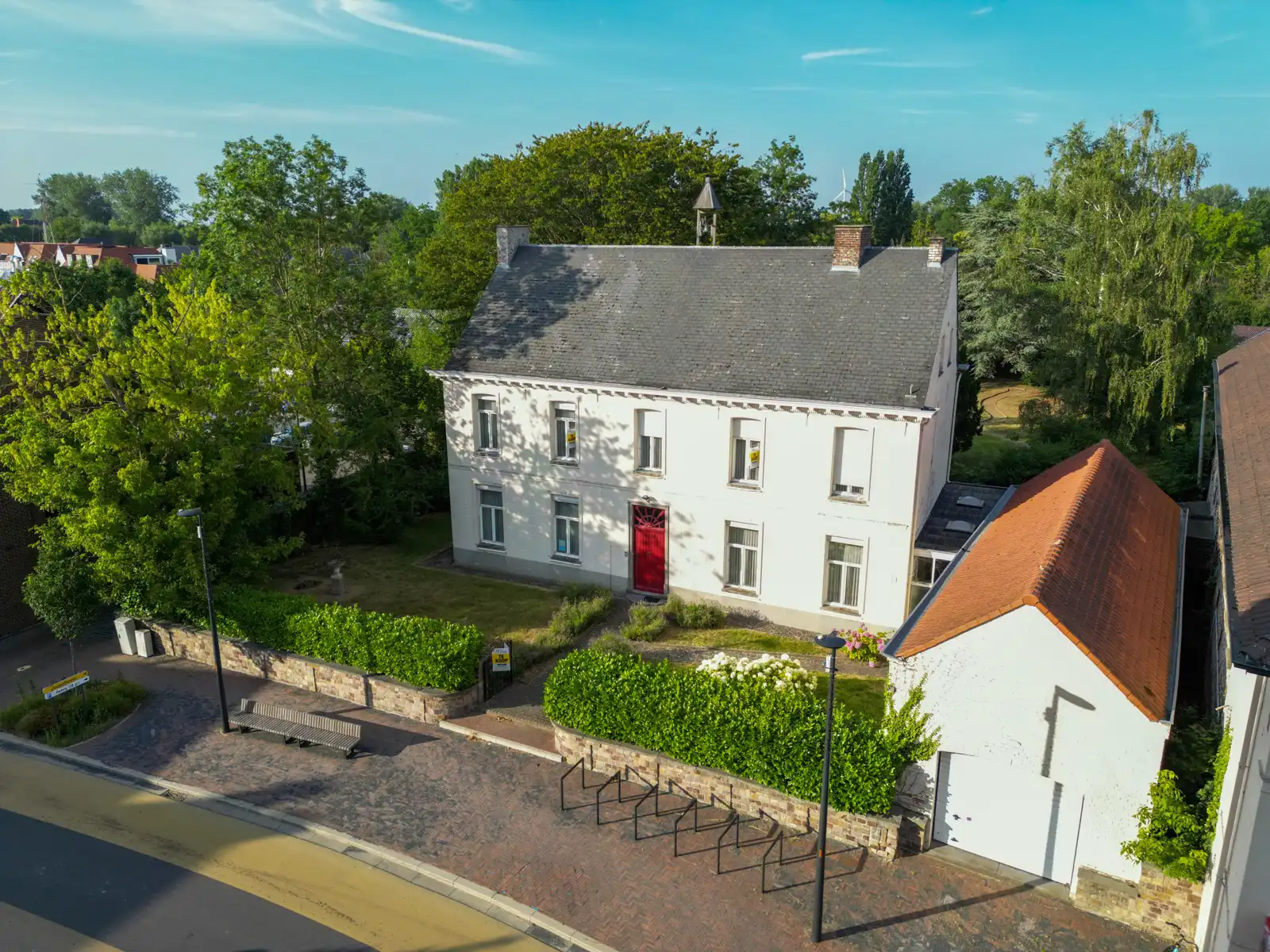 Authentieke beschermde pastorie in het hart van Haaltert foto 23