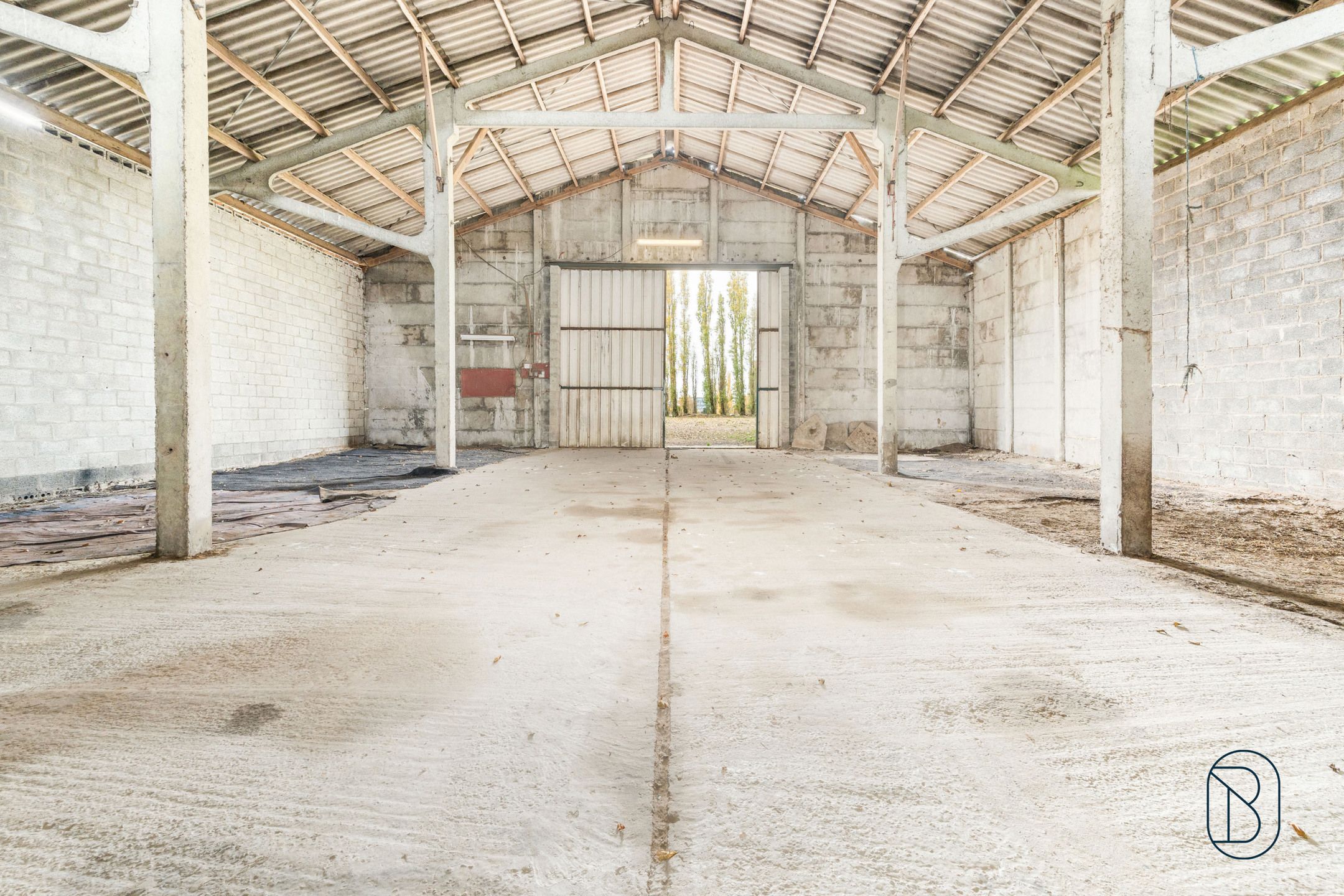 Unieke charmante vierkantshoeve op 1 hectare grond te Ieper foto 13