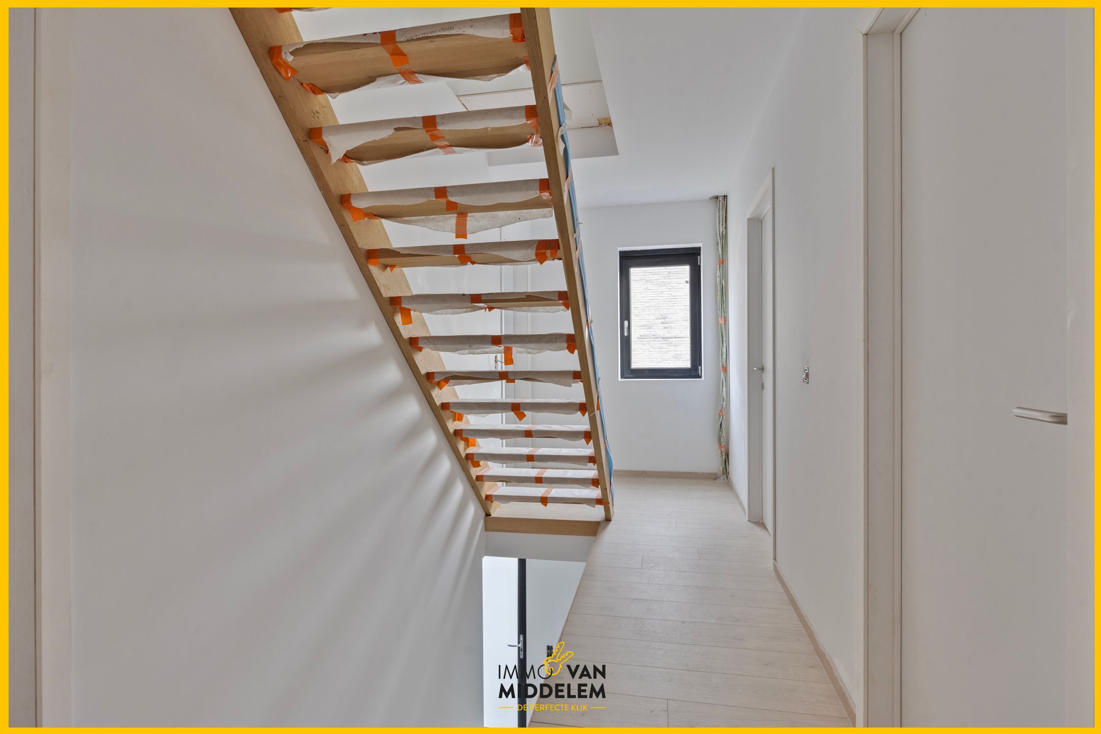 INSTAPKLARE NIEUWBOUWWONING MET 4 KAMERS, GARAGE EN TUIN foto 6