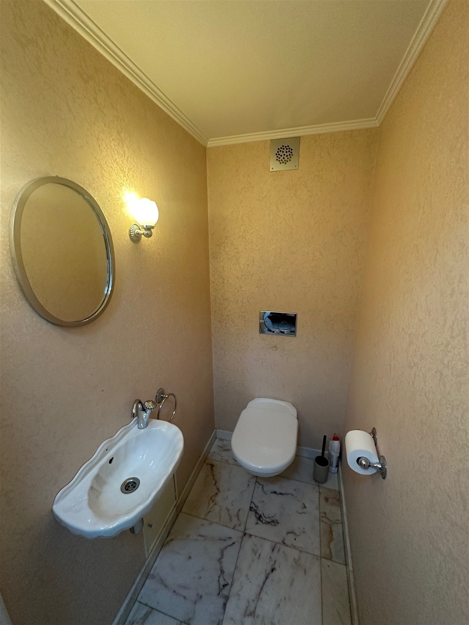 Ruim gelijkvloers appartement met 2 slaapkamers, ruim terras en garage foto 12