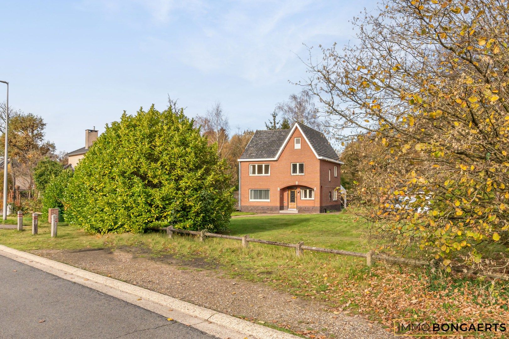 Hoofdfoto van de publicatie: Rustig gelegen woning op een uitzonderlijk perceel