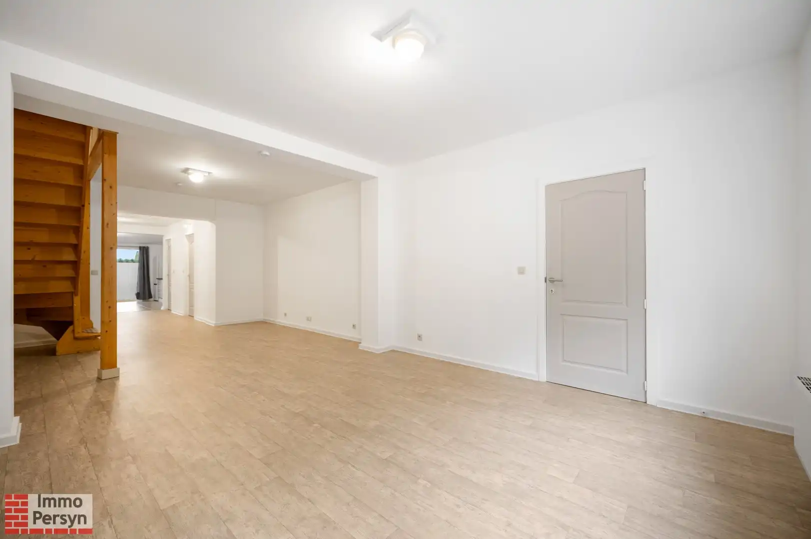 Instapklare rijwoning aan de stadsrand van Diest foto 3