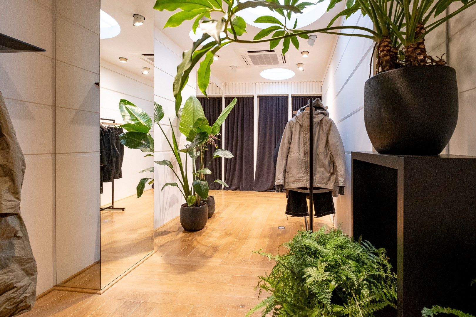 Prachtige winkel te huur foto 3