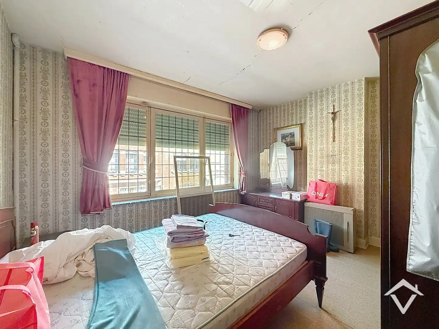 Te renoveren rijwoning met tuin, 3 slaapkamers te centrum Roeselare foto 13