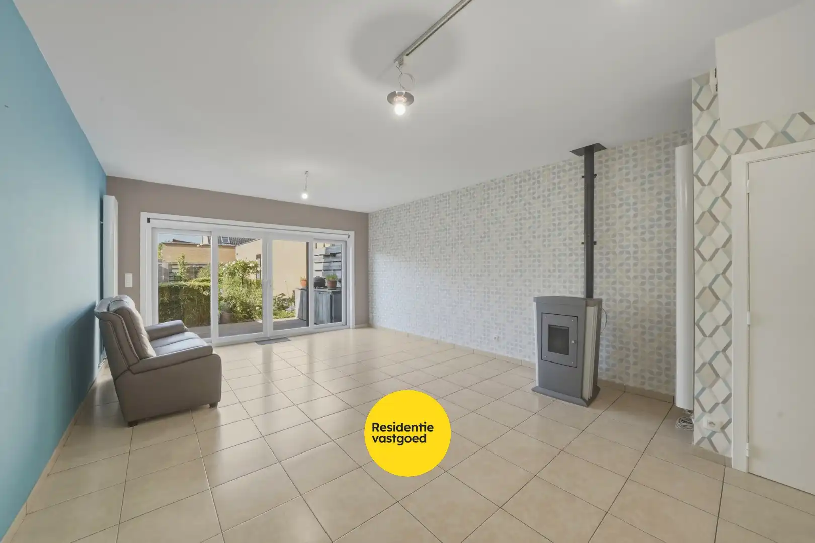 Instapklare energiezuinige woning met 4 slaapkamers, zonnige tuin en garage in Ettelgem foto 3