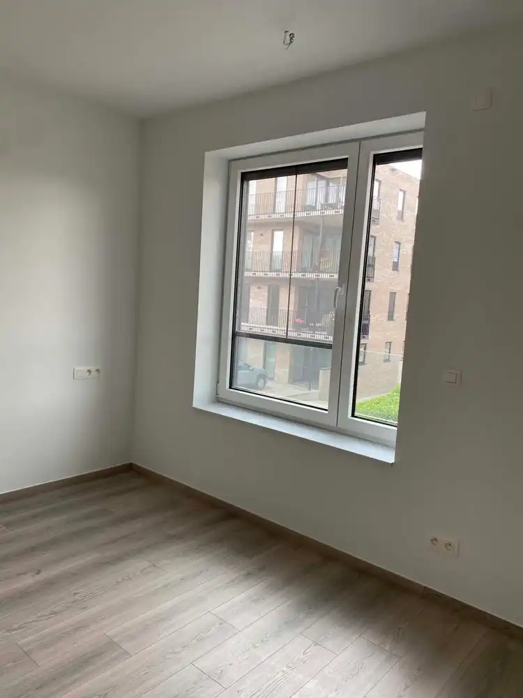 Te huur: volledig instapklaar, energiezuinig en modern appartement met 2 slaapkamers foto 3