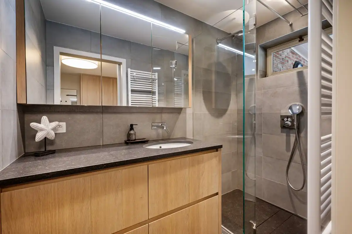 Thuiskomen in alle rust - charmante woning met 4 slaapkamers op 645 m² in doodlopende straat. foto 12