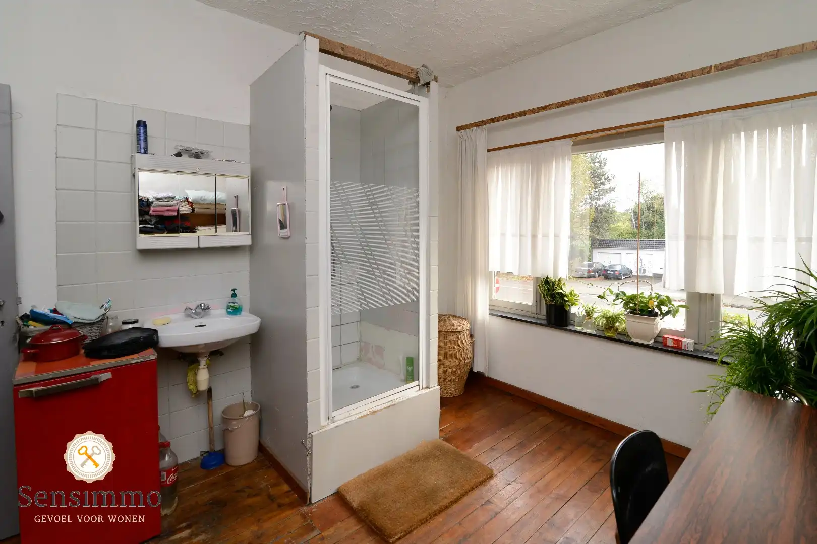 Handelsgelijkvloers met bovenliggend woonst foto 13