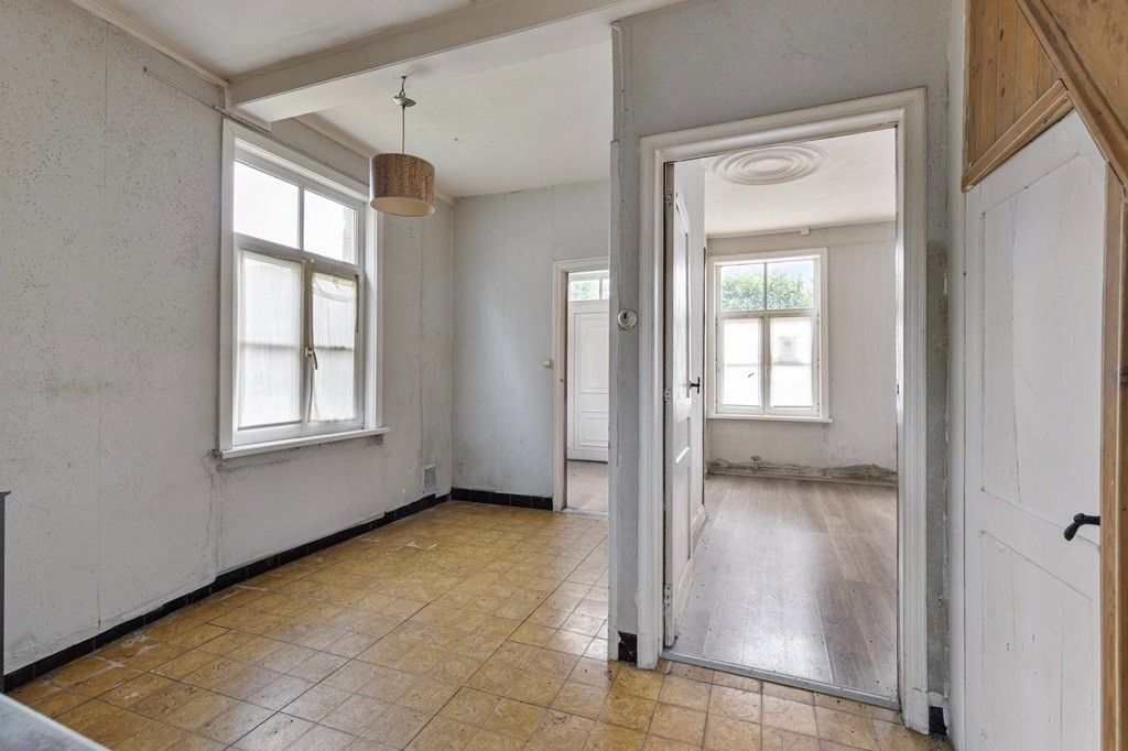 ALVERINGEM: Te renoveren/te slopen woonhuis "echt niet ver van de platse" met zongerichte tuin op 478m² grondoppervlakte. foto 10