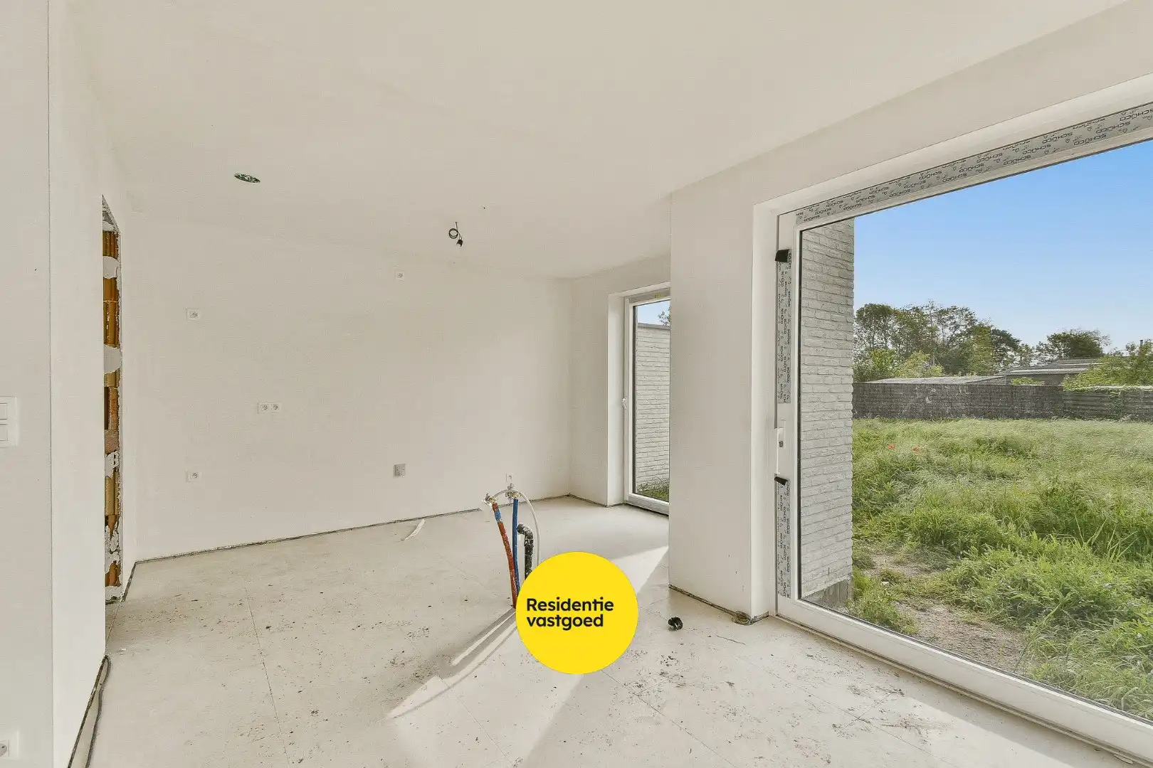 Gezinswoning met drie slaapkamers op goeie locatie foto 9