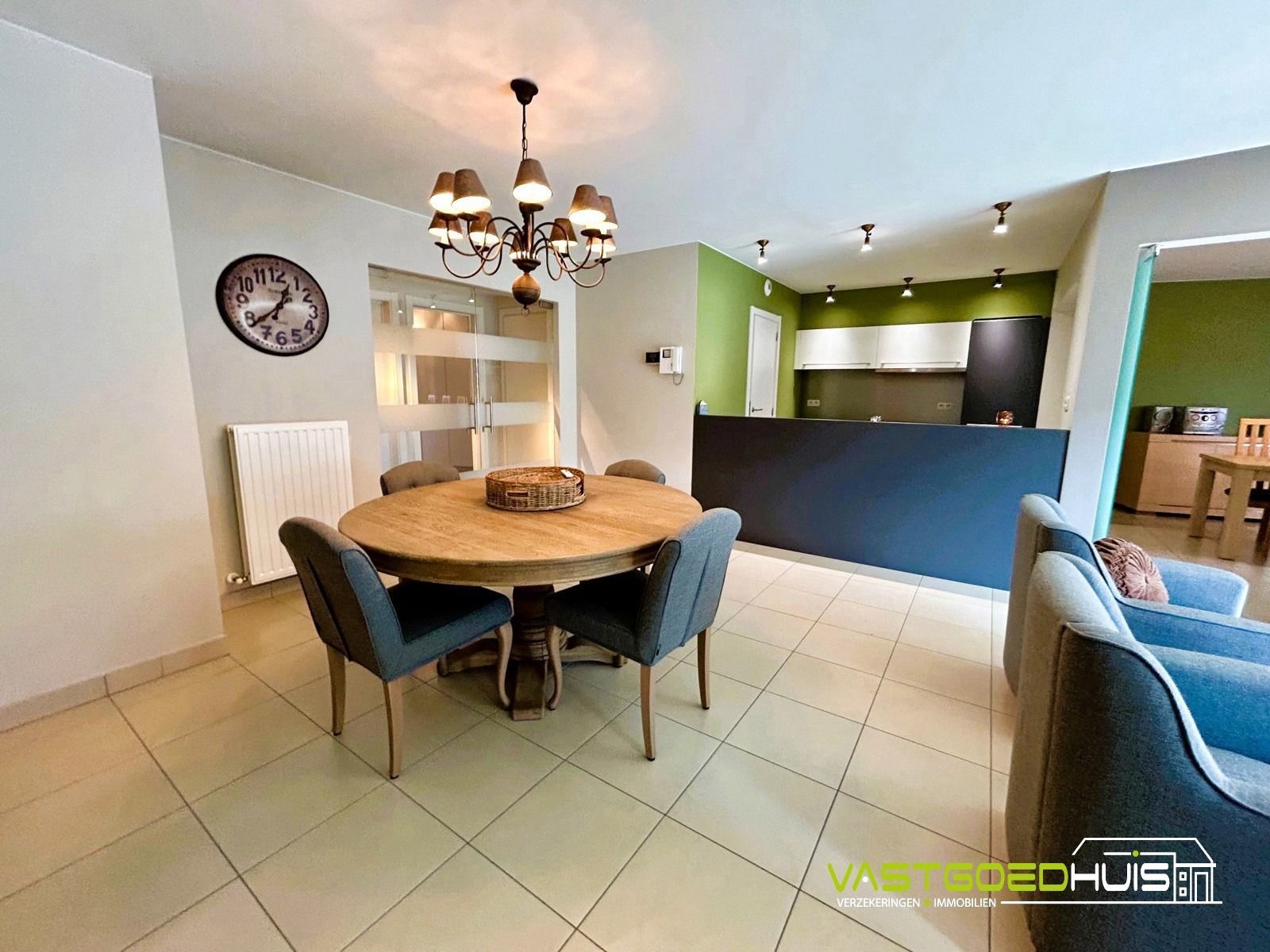 Prachtig appartement met terras en garage in centrum Ninove foto 7