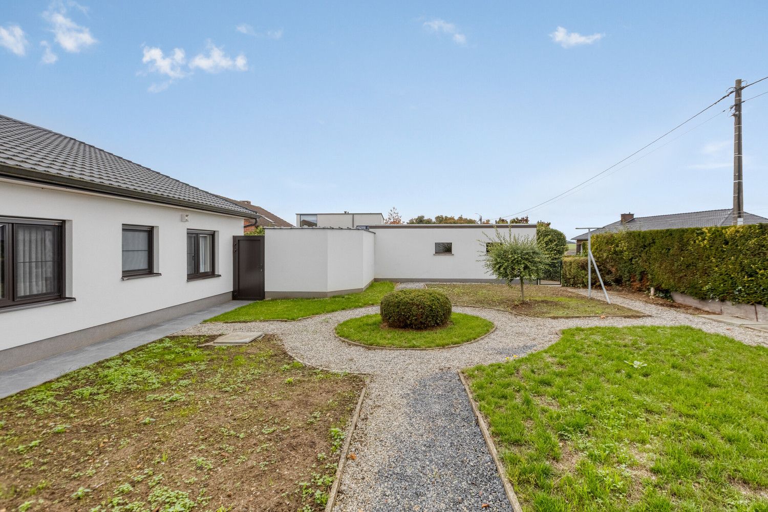 VOLLEDIG VERNIEUWDE OPEN BEBOUWING (OB) MET PRACHTIG UITZICHT EN MODERN COMFORT! foto 18