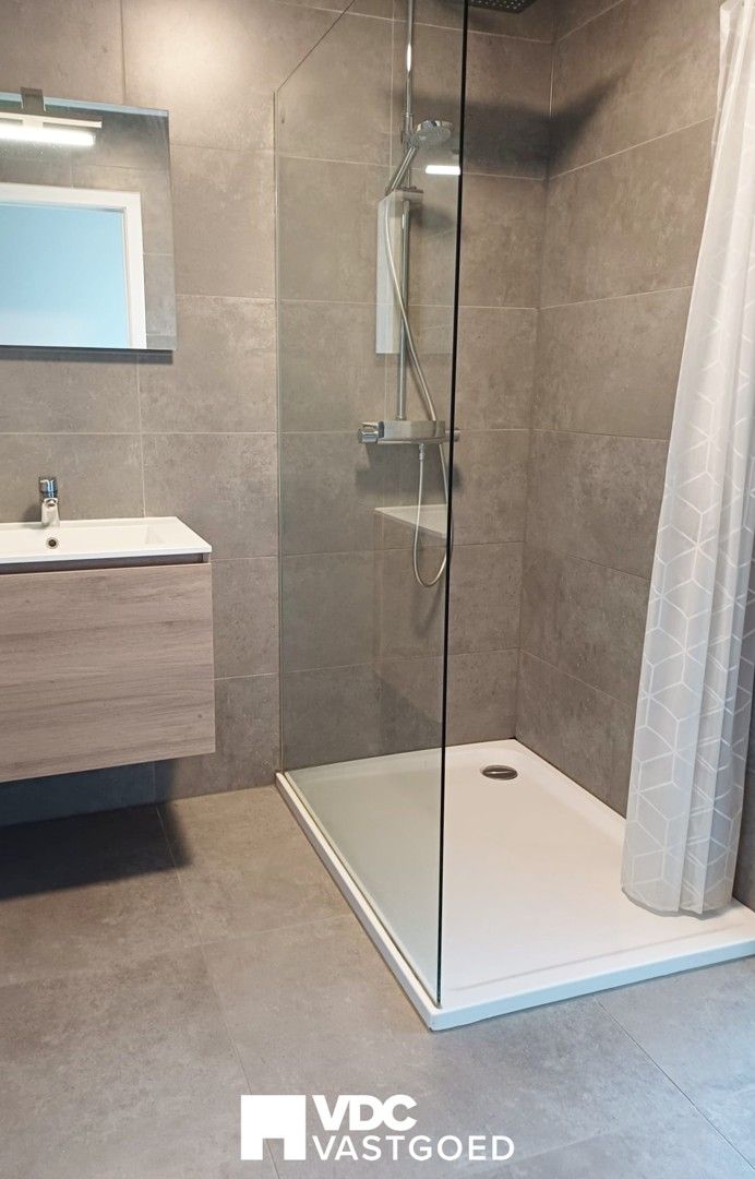 Ruim en modern duplex-appartement met 3 slaapkamers en garage foto 6