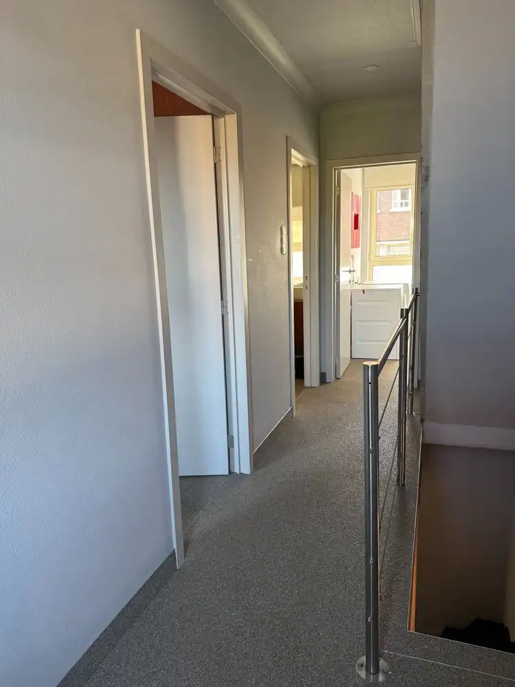 Degelijke woning met 3 slaapkamers gelegen in de rustige, aangename Beukenstraat. foto 11