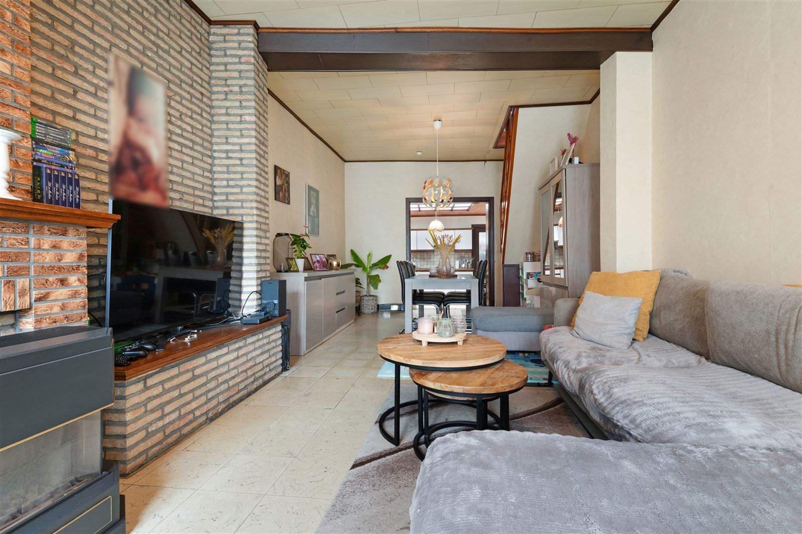 Instapklare rijwoning in rustige straat te Nieuwerkerken foto 5