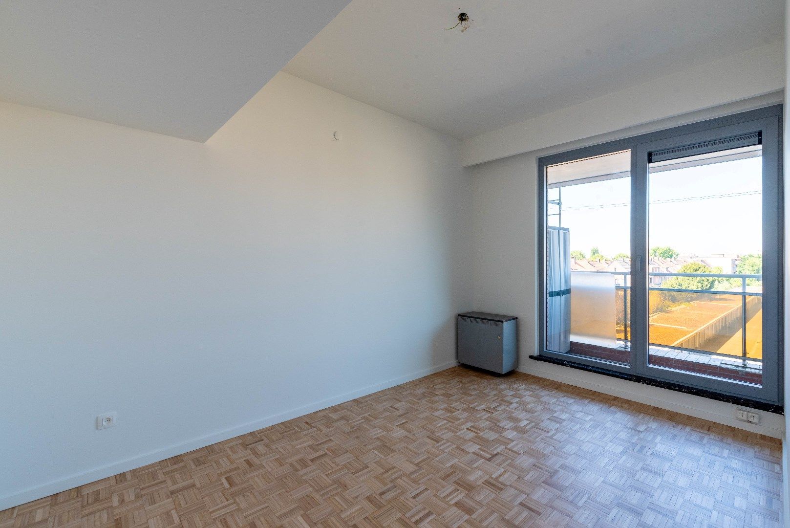Centraal gelegen 3 slaapkamer appartement foto 18