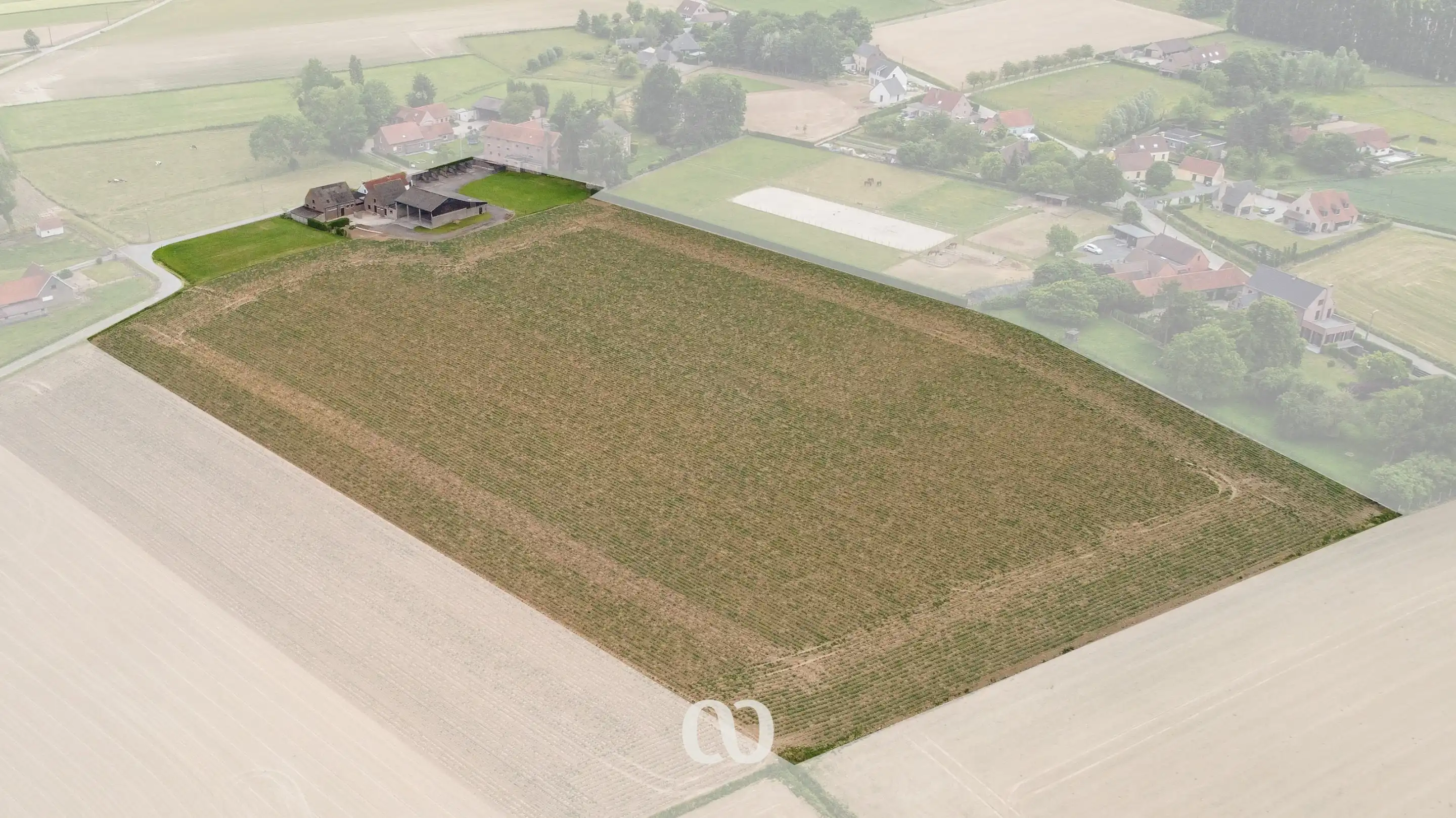 Prachtig gelegen hoeve met gronden op meer dan 3,5 ha foto 8