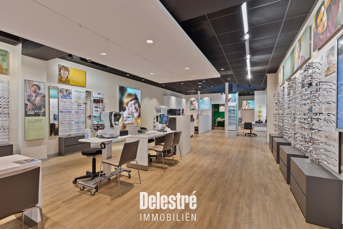 Opbrengsteigendom verhuurd aan PEARLE OPTICIENS  foto 7