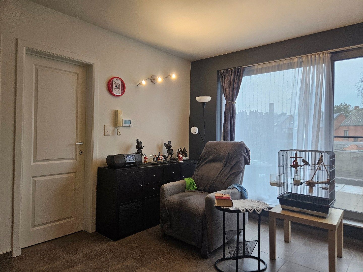 Rustig gelegen studio met ruim terras te St.-Jozef-Olen ! foto 2