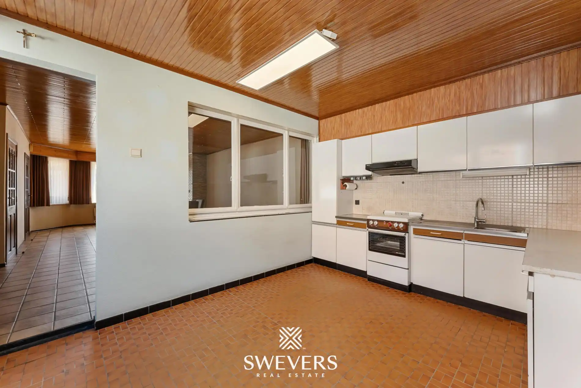 Half-open bebouwing met renovatiepotentieel foto 6