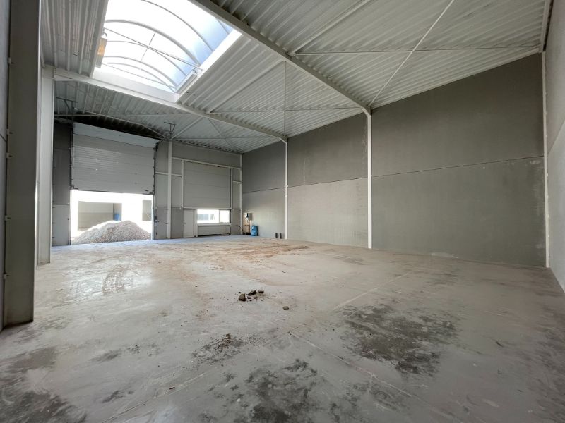 432m² Nieuwbouw KMO Unit te huur op toplocatie in Evergem – Project Heermeers foto 8