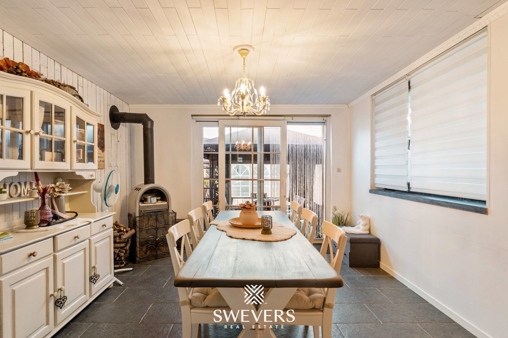 Gezinswoning met vier slaapkamers op ruim perceel in groene omgeving van Heusden-Zolder foto 6