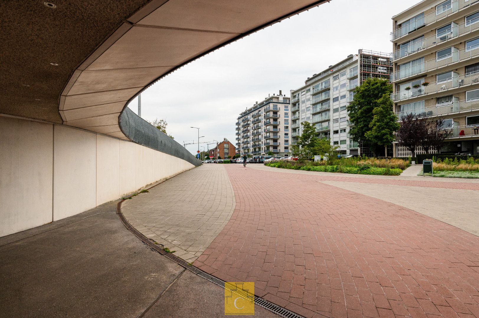 recent gerenoveerd 3 slaapkamer-appartement vlakbij het station, mooie uitzichten, mogelijkheid garage foto 19