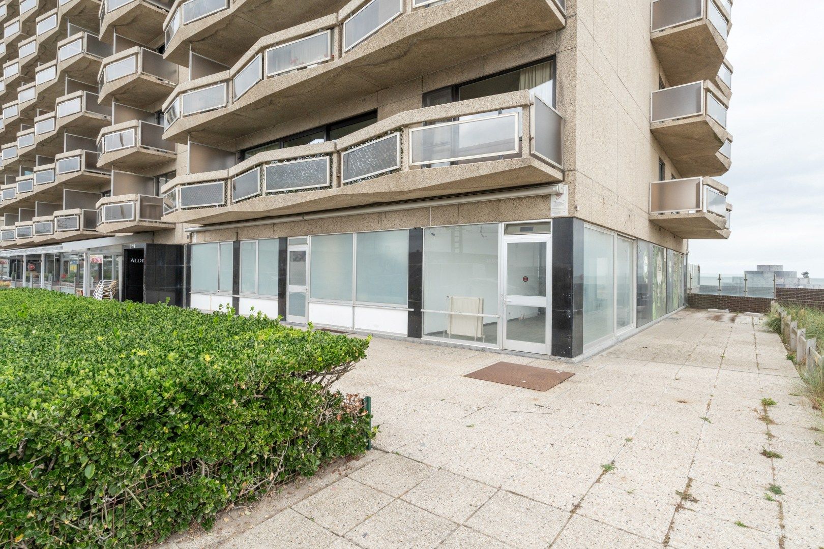HANDELSPAND OP TOPLOCATIE foto 8