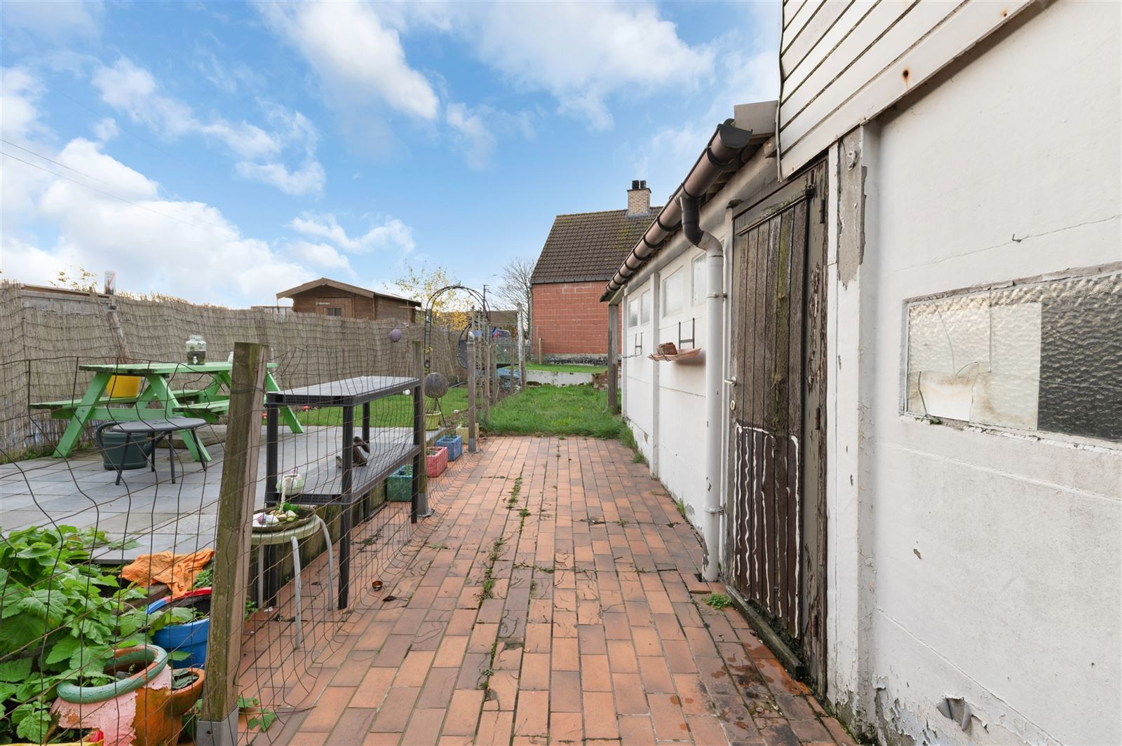 Charmante gezinswoning op toplocatie te Wetteren! foto 7