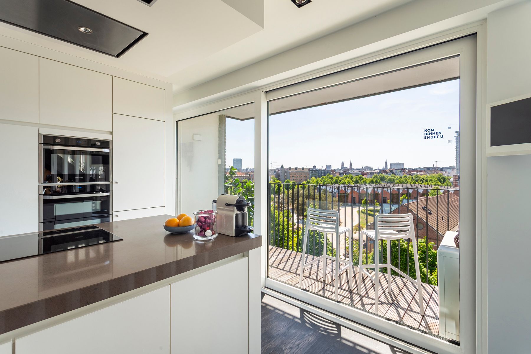 Penthouse met adembenemend parkzicht aan Park Spoor Noord foto 8