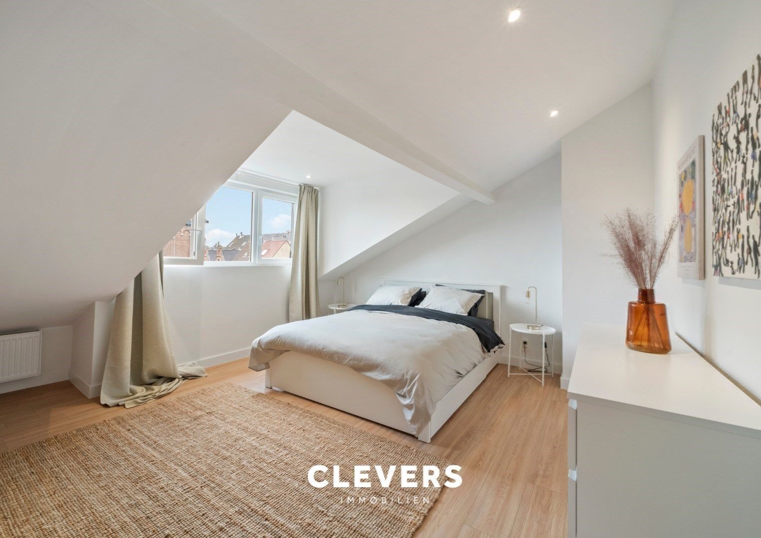 Prachtig ruim appartement (126m²) vlakbij het strand foto 11